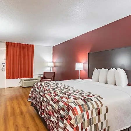 Red Roof Inn Forsyth Exterior photo
